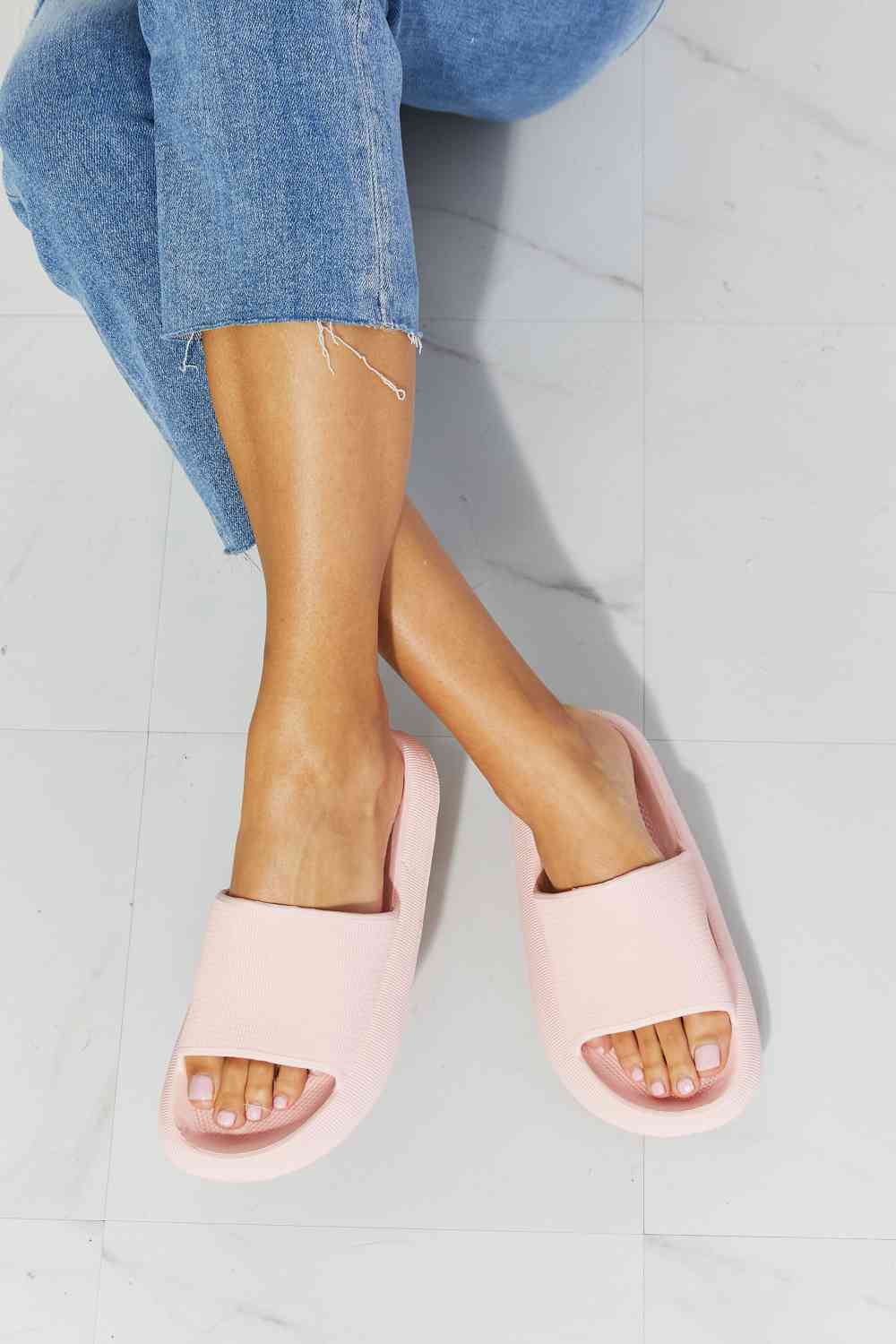 Open Toe Slide in Pink