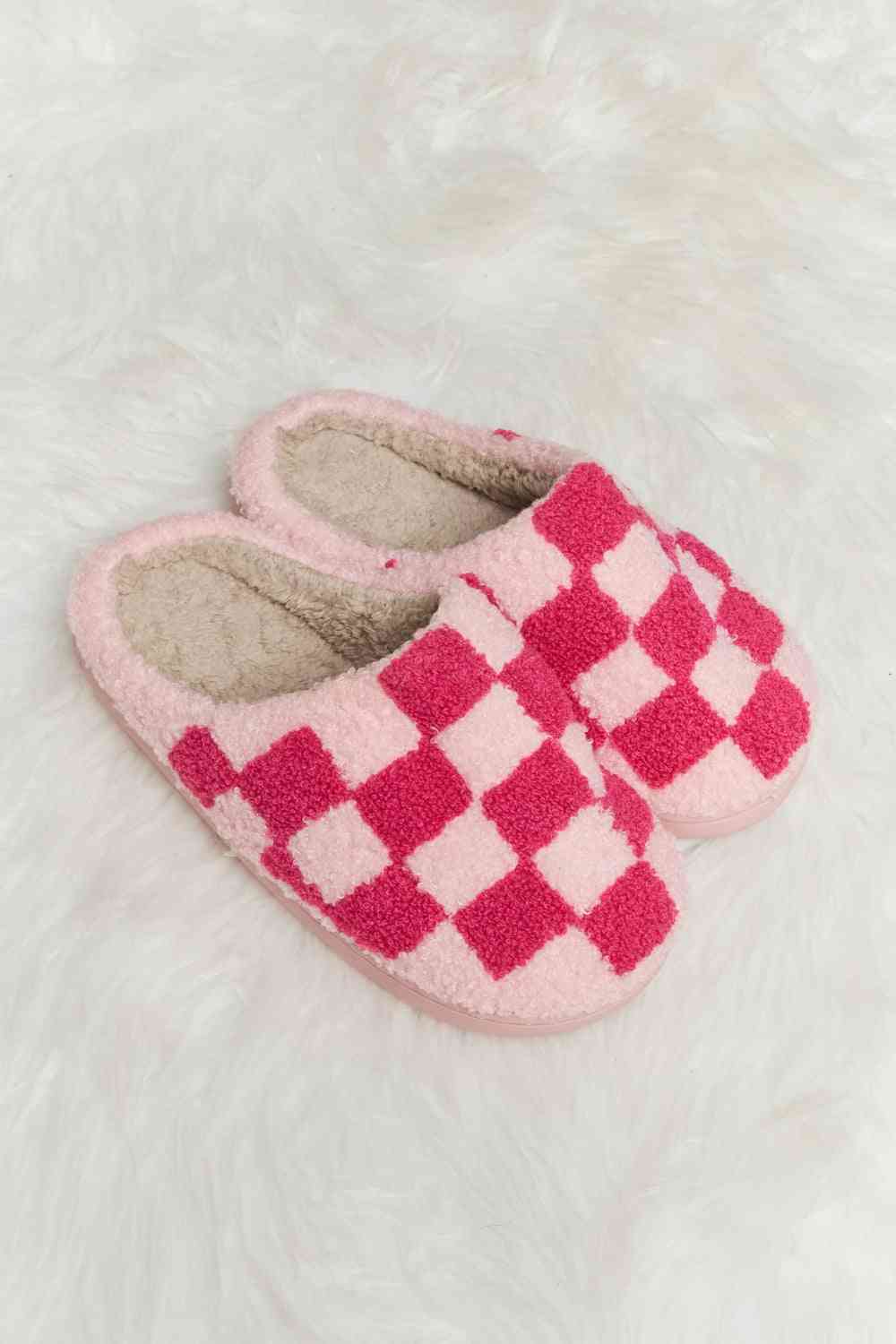 Checkered Print Plush Slide Slippers